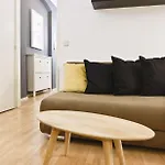 Old Town Zehdenicker Strasse * Berlino