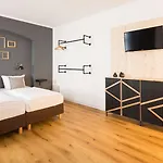 Hotel Old Town Zehdenicker Strasse