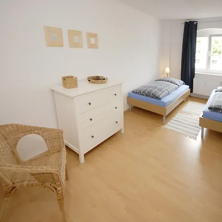 Old Town Zehdenicker Strasse Otel