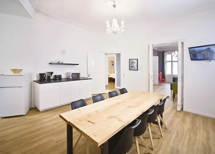 Old Town Zehdenicker Strasse Otel